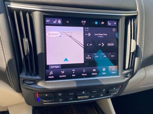 Used 2022 Maserati Levante GT image 28