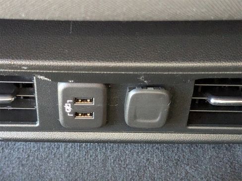 Used 2019 Chevrolet Silverado 1500 LT w/ All-Star Edition image 15