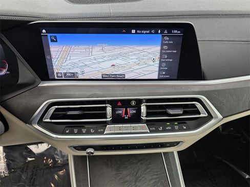 Used 2020 BMW X5 M50i w/ Premium Package image 20