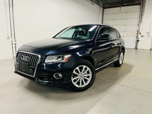 Used 2015 Audi Q5 2.0T Premium Plus w/ Technology Package AWD/4WD image 1