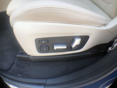 Used 2021 BMW X3 xDrive30i w/ Premium Package image 34