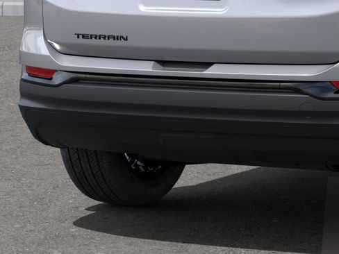 New 2024 GMC Terrain SLE w/ Driver Convenience Package FWD image 14