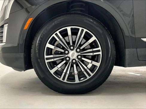 Used 2017 Cadillac XT5 Luxury w/ Driver Awareness Package FWD image 39