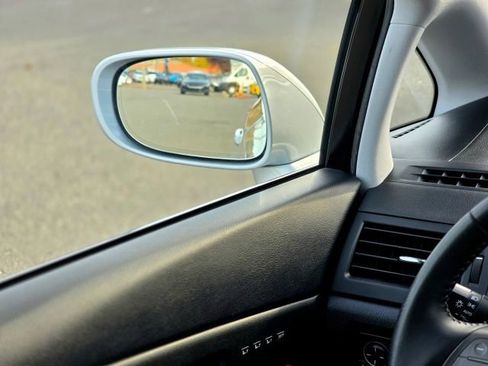 Used 2011 Lexus HS 250h image 14