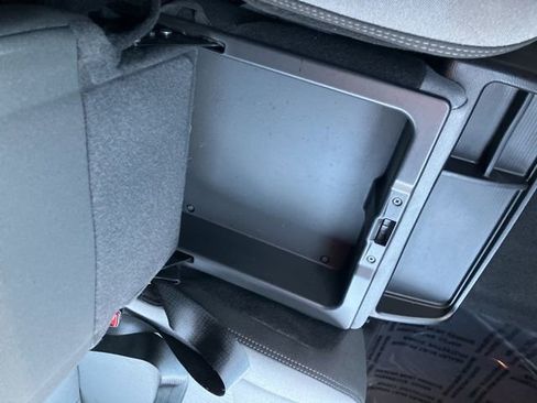 Used 2024 RAM 2500 Big Horn w/ Bed Utility Group image 20