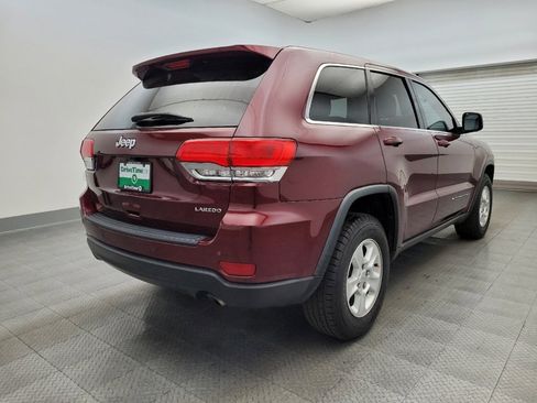 Used 2017 Jeep Grand Cherokee Laredo image 9