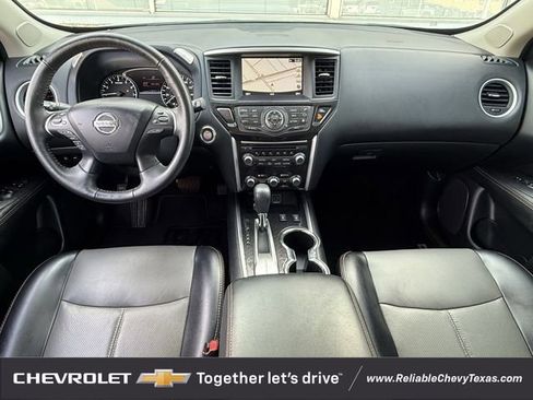 Used 2020 Nissan Pathfinder SL image 12