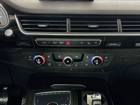 Used 2019 Audi Q7 3.0T Premium Plus AWD/4WD image 30