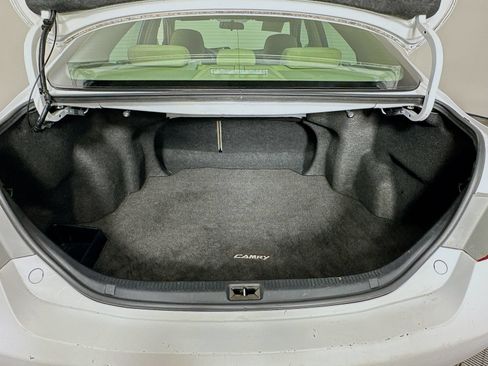Used 2009 Toyota Camry LE FWD image 22