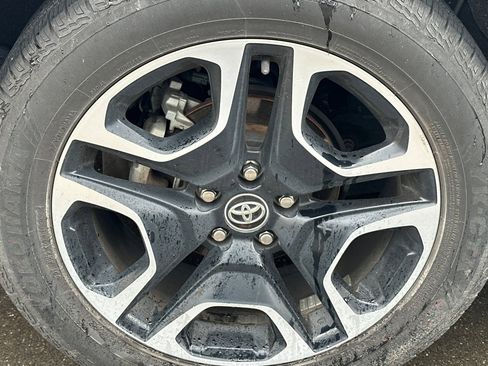 Used 2021 Toyota RAV4 Adventure image 6