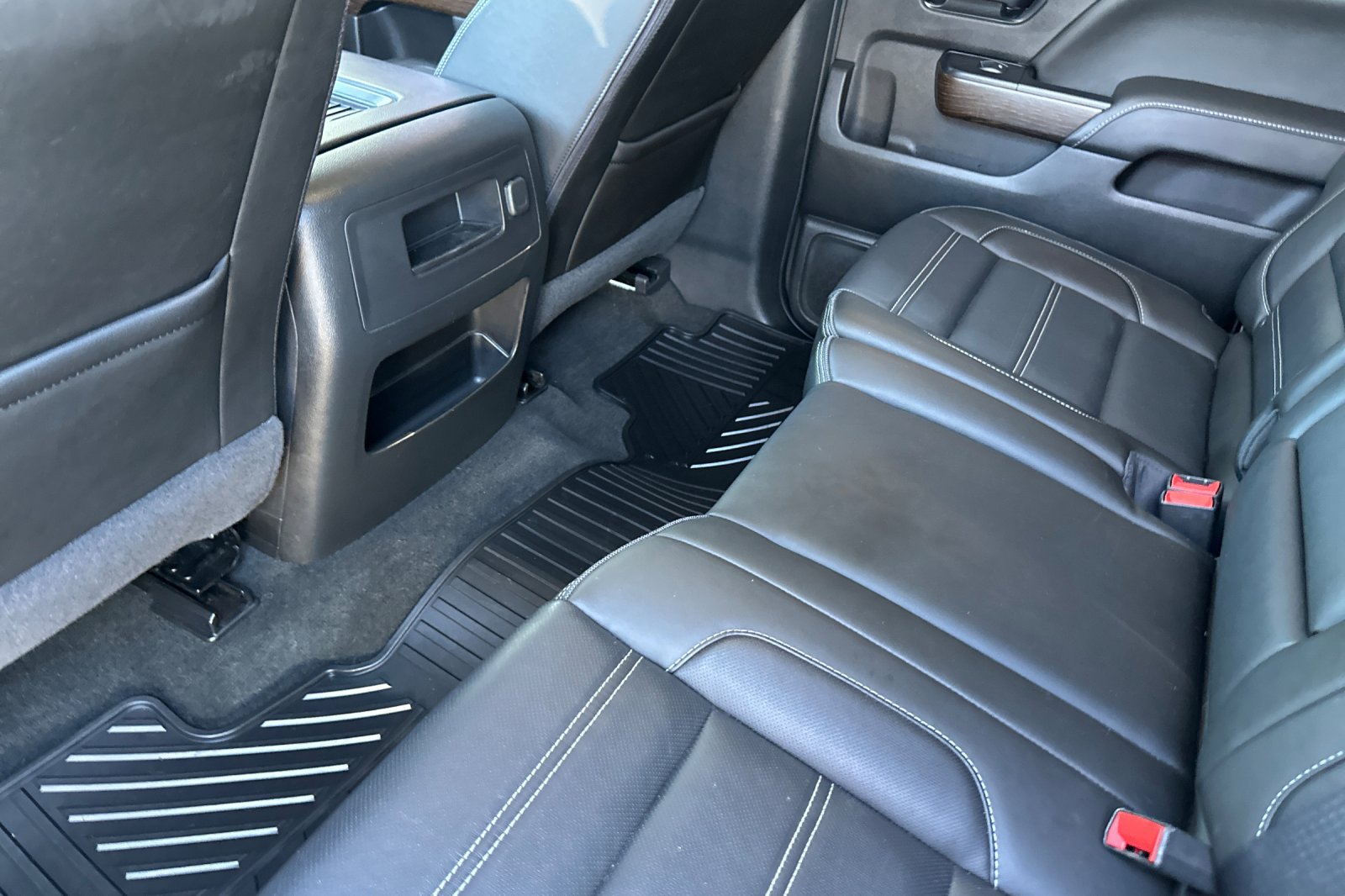 Used 2018 GMC Sierra 1500 Denali w/ Denali Ultimate Package AWD/4WD image 12