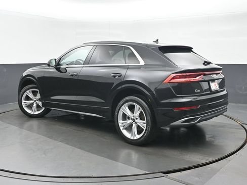 Used 2022 Audi Q8 Premium Plus w/ Premium Plus Package AWD/4WD image 5