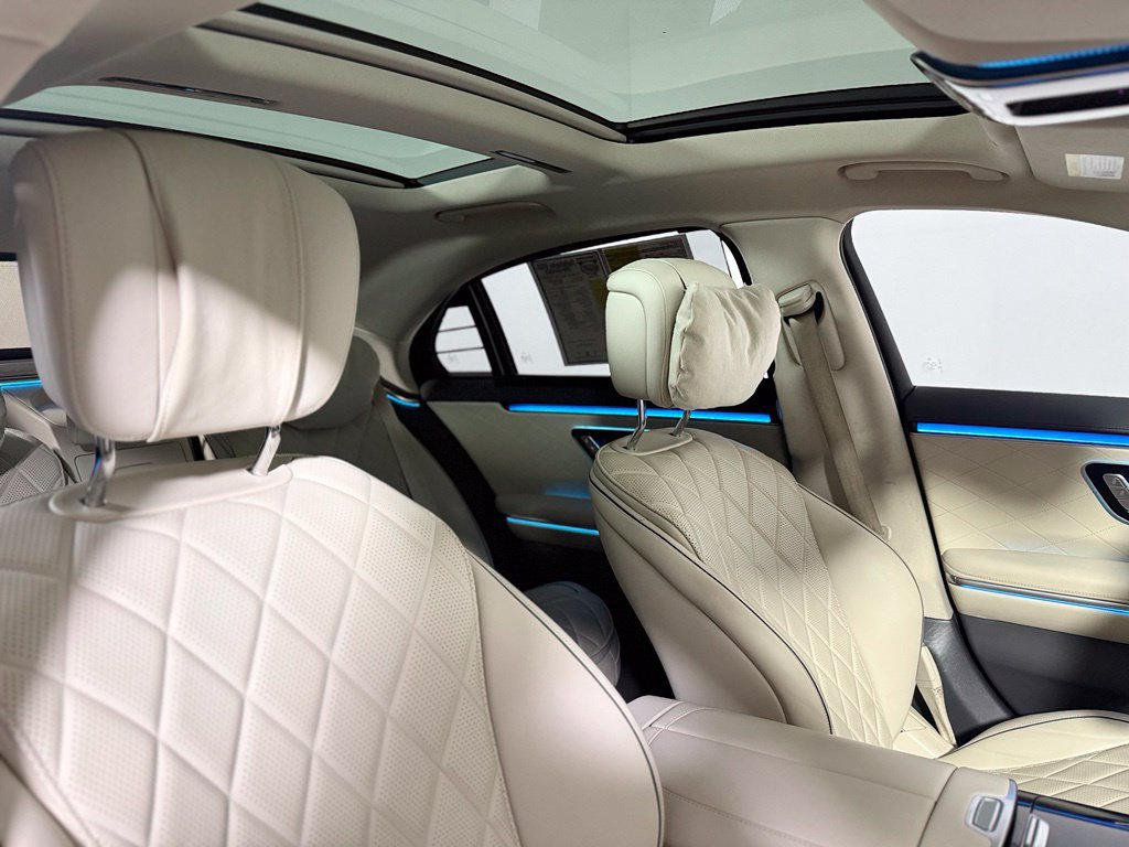 Used 2023 Mercedes-Benz S 580 4MATIC Sedan image 25