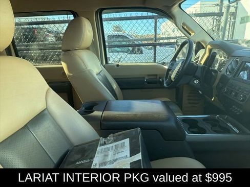 Used 2011 Ford F350 Lariat w/ Lariat Interior Pkg image 4