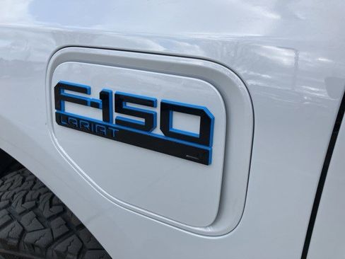 Used 2025 Ford F150 Lightning Lariat image 11