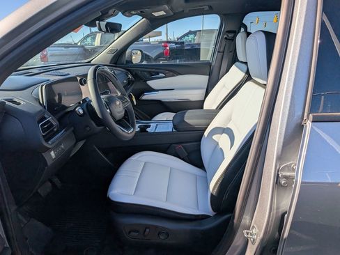 New 2026 Chevrolet Traverse High Country w/ LPO, Floor Liner Package image 14