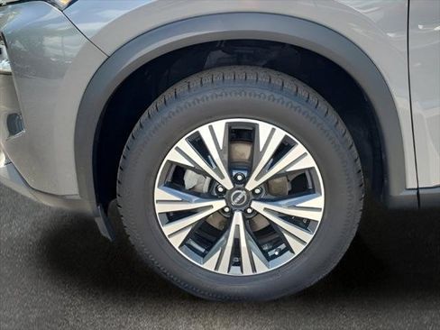 Used 2023 Nissan Rogue SV FWD image 28