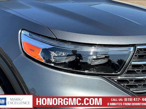 Used 2023 Ford Explorer XLT RWD image 28