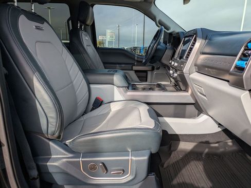 Used 2022 Ford F350 Limited image 26