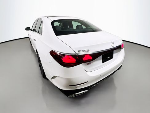 Used 2024 Mercedes-Benz E 350 4MATIC Sedan image 8