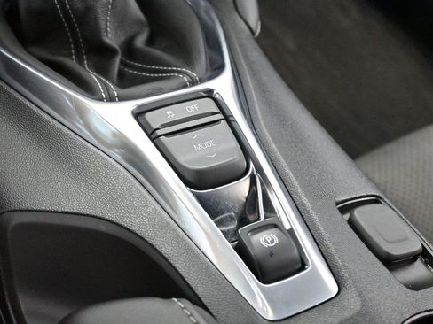 Used 2018 Chevrolet Camaro SS RWD image 24