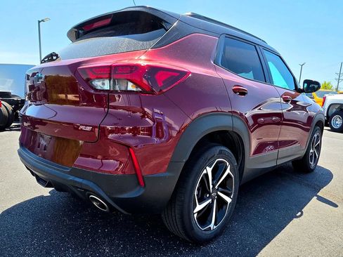 Used 2023 Chevrolet TrailBlazer RS w/ Sun and Liftgate Package AWD/4WD image 10