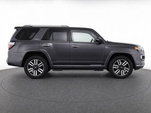 Used 2022 Toyota 4Runner Limited RWD image 8