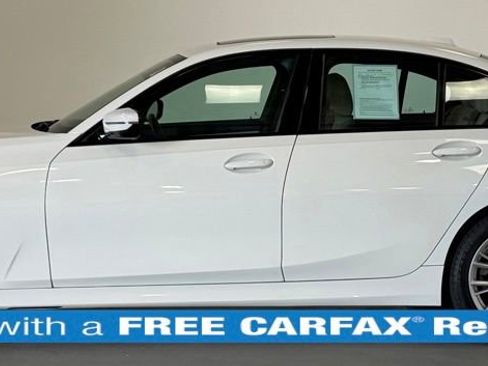 Used 2023 BMW 330i xDrive Sedan w/ Premium Package AWD/4WD image 2