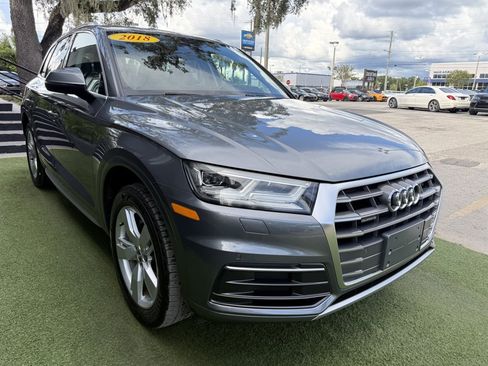 Used 2018 Audi Q5 2.0T Premium Plus w/ Premium Plus Package AWD/4WD image 3