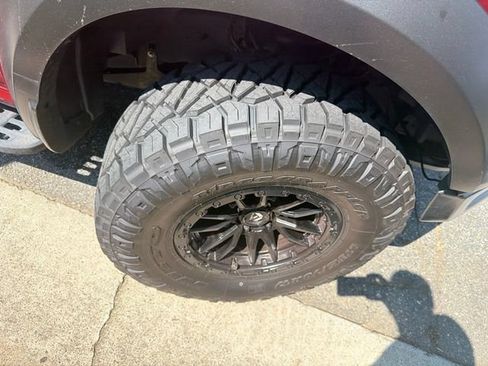 Used 2019 Ford F150 Raptor w/ Equipment Group 802A Luxury AWD/4WD image 32