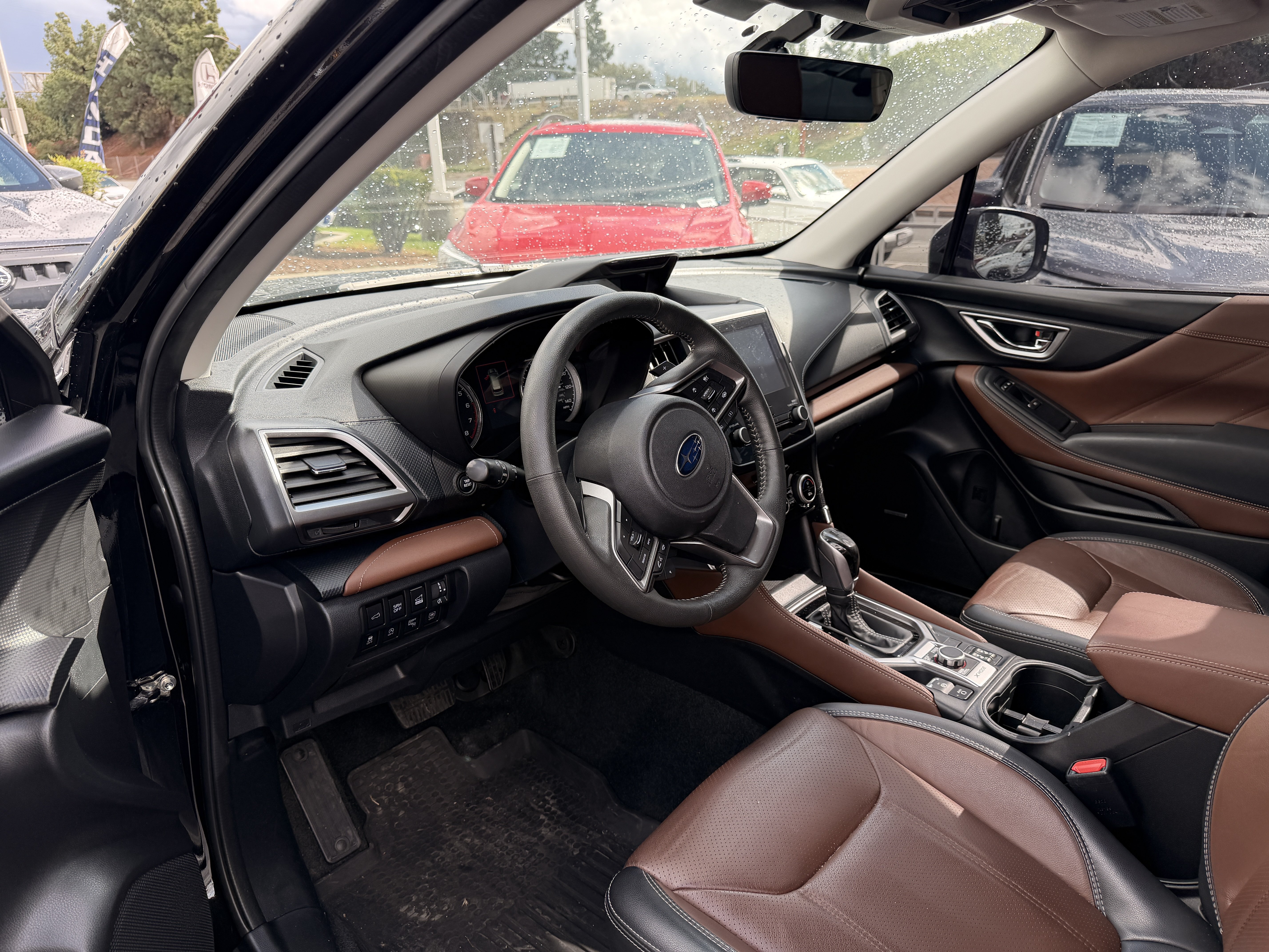 Used 2024 Subaru Forester Touring AWD/4WD image 2