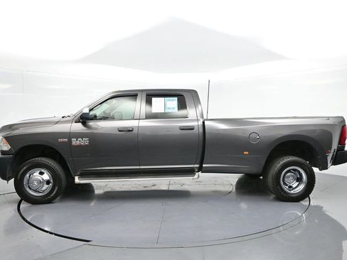 Used 2016 RAM 3500 Tradesman AWD/4WD image 4