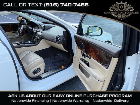 Used 2015 Jaguar XJ L Portfolio RWD image 10