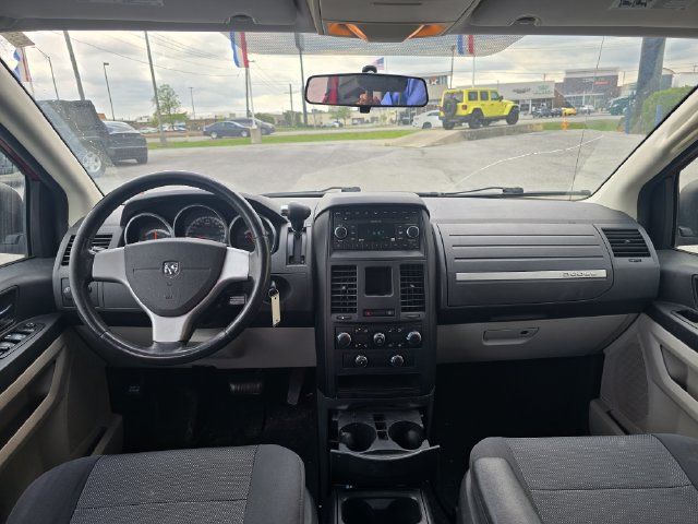 Used 2008 Dodge Grand Caravan SE FWD image 15