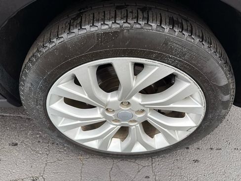 Used 2022 Land Rover Range Rover Westminster Edition image 12