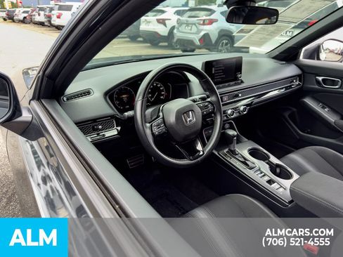 Used 2025 Honda Civic Sport image 12
