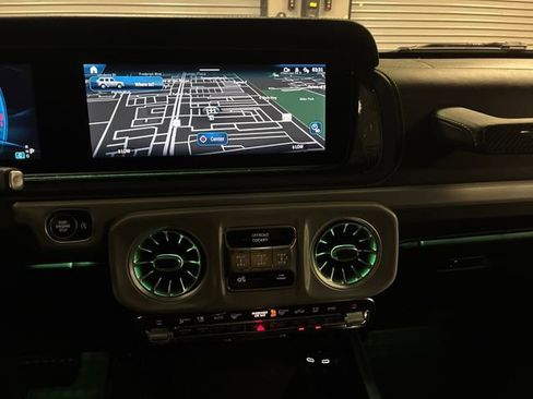 Used 2025 Mercedes-Benz G 63 AMG 4MATIC image 19