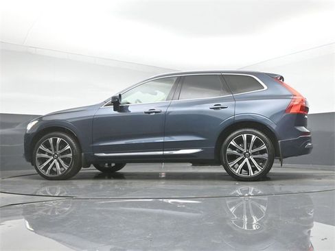 Used 2023 Volvo XC60 B5 Ultimate w/ Climate Package image 42