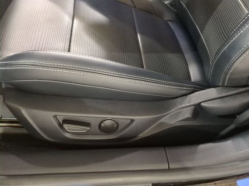 Used 2024 Ford Mustang GT Premium image 14