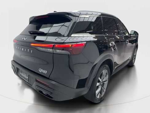Used 2025 INFINITI QX60 Luxe FWD image 7