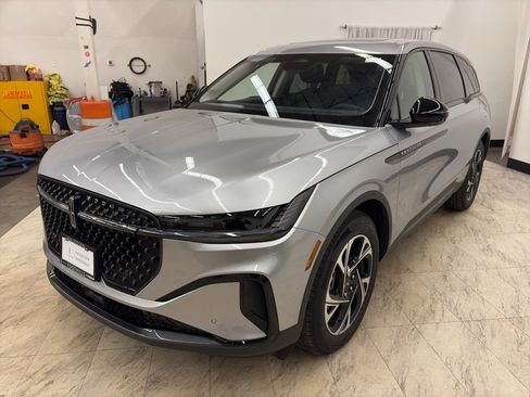 New 2026 Lincoln Nautilus Premier w/ Equipment Group 102A image 3