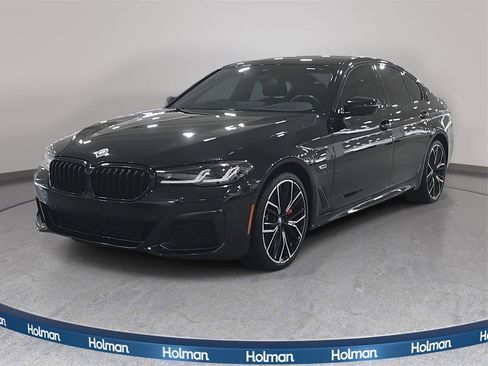 Used 2023 BMW 530e w/ M Sport Package image 1