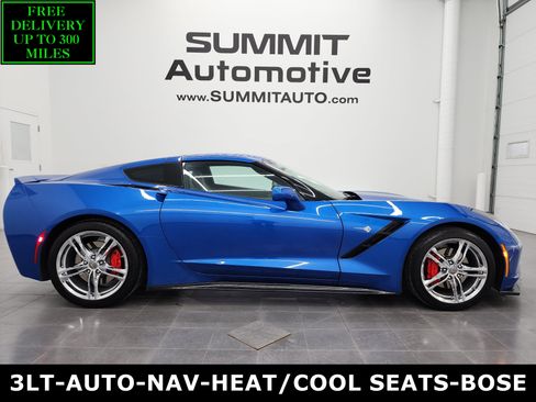 Used 2016 Chevrolet Corvette Stingray Coupe w/ 3LT Preferred Equipment Group image 1