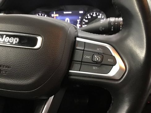 Used 2022 Jeep Compass Latitude AWD/4WD image 38