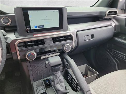 Used 2026 Toyota 4Runner SR5 AWD/4WD image 19