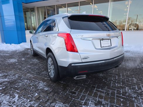 Used 2018 Cadillac XT5 Luxury w/ Driver Awareness Package image 3