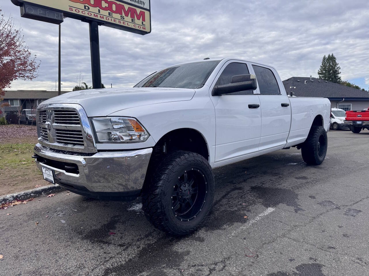 Used 2014 RAM 2500 Tradesman w/ Chrome Appearance Group AWD/4WD image 1