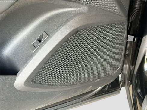 Certified 2025 Audi Q5 Premium w/ Convenience Package AWD/4WD image 19