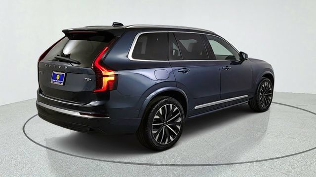 New 2026 Volvo XC90 T8 Plus w/ Protection Package AWD/4WD image 7