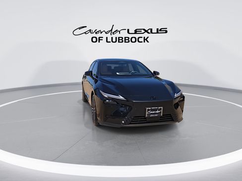 New 2026 Lexus ES 350e FWD image 2
